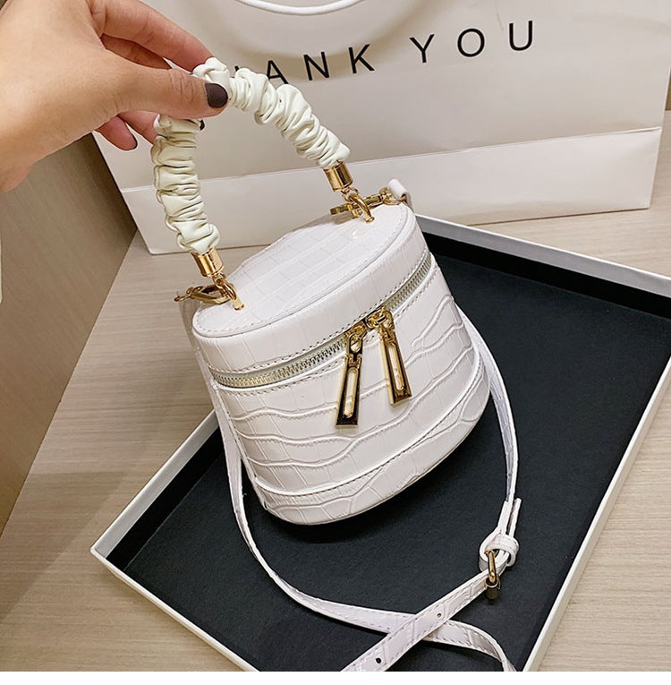 Summer Texture Stone Bucket Bag