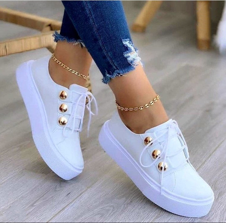 Lace-up Flats Sneakers Women Rivet Casual Shoes