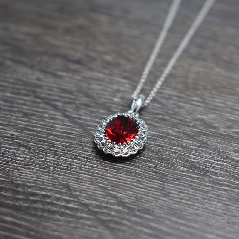 Oval Colour Short Clavicle Necklace For Women