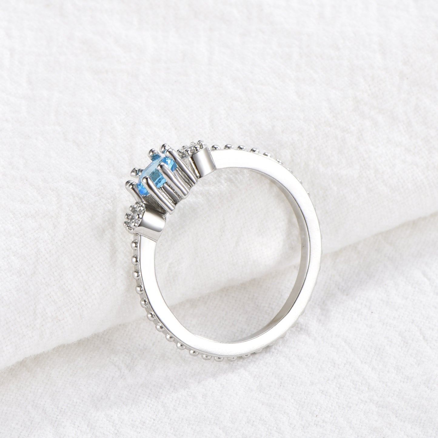 Ocean Blue Rhinestone Rings Women Size 105 Gold Silver Finger Rings for Wedding Engagement Simple Bohemian Rings