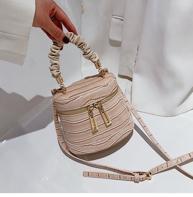 Summer Texture Stone Bucket Bag