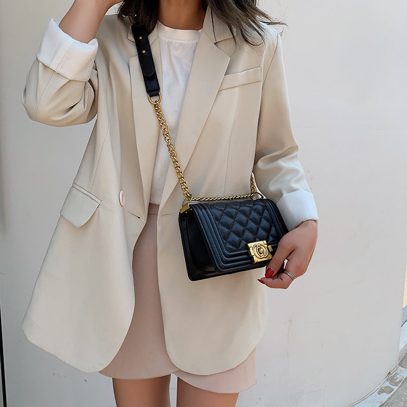 All-match Western Style Chain Messenger Bag