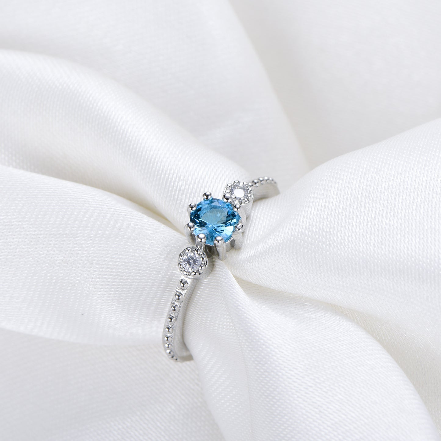 Ocean Blue Rhinestone Rings Women Size 105 Gold Silver Finger Rings for Wedding Engagement Simple Bohemian Rings