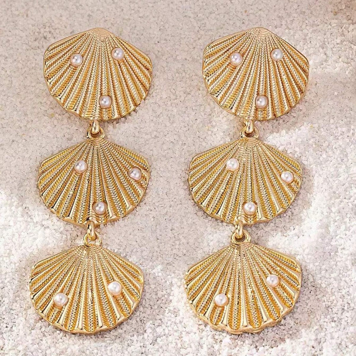 Metal Shell Artistic Minimalist Earrings