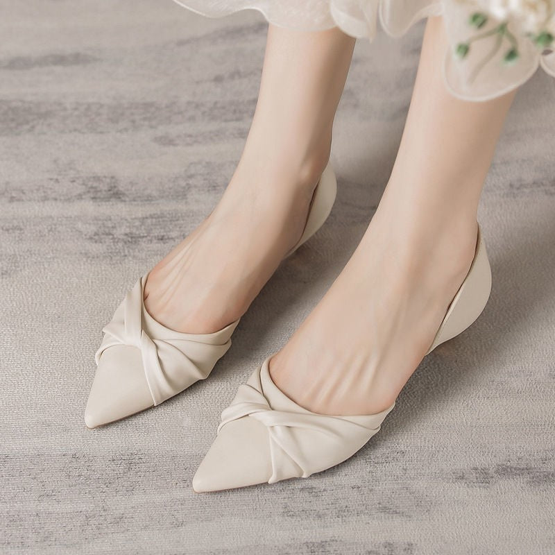 New Women's Low-heeled, Versatile Hollow-out Bow Pumps