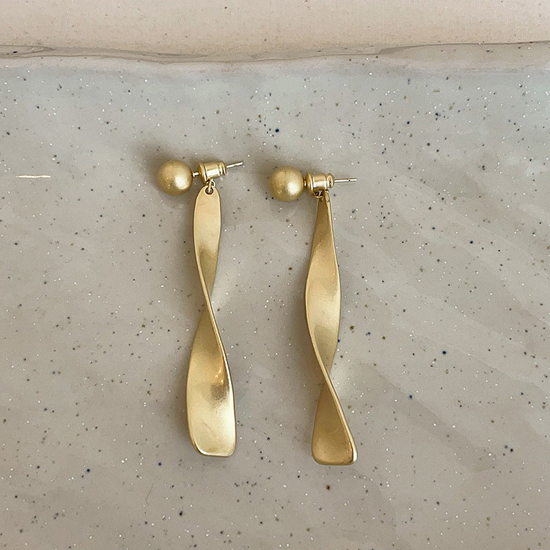 One Style For Dual-wear Corrugated Ribbon Matte Stud Earrings For Women