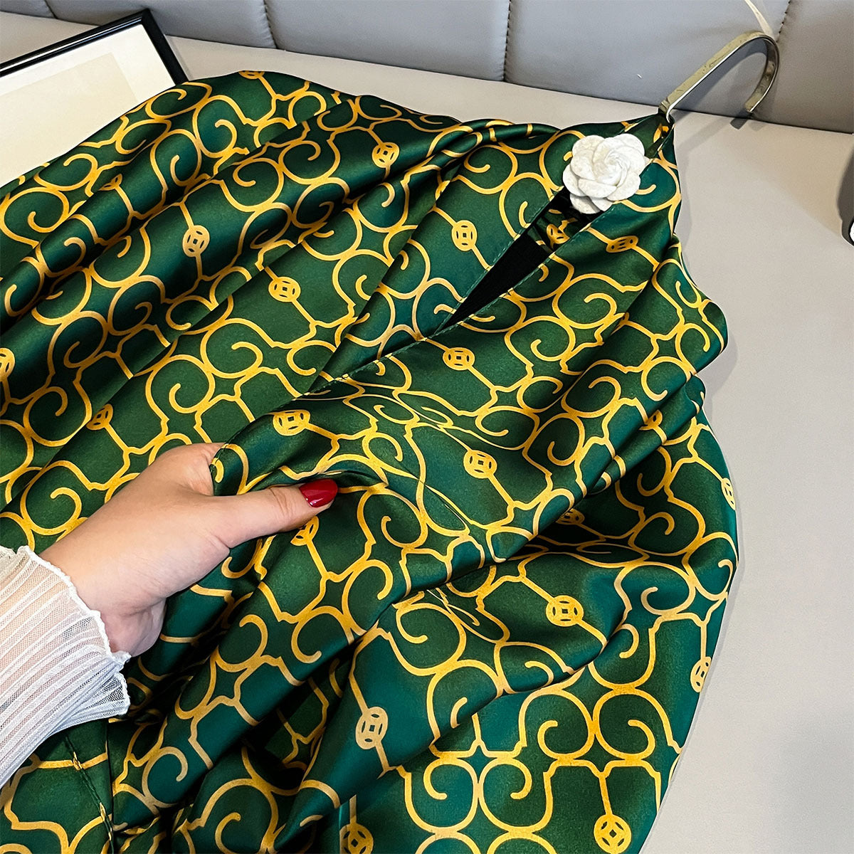 Simple Women's Stylish And Versatile Green Shawl