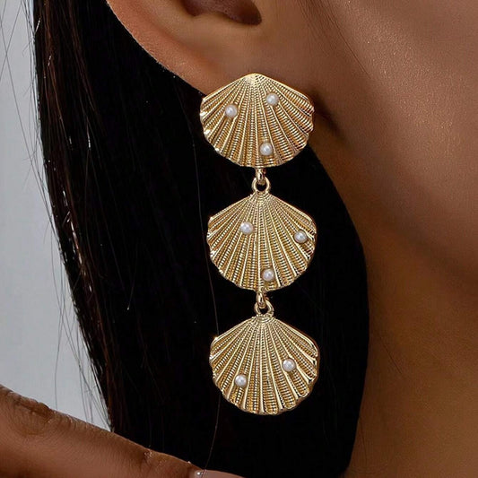 Metal Shell Artistic Minimalist Earrings