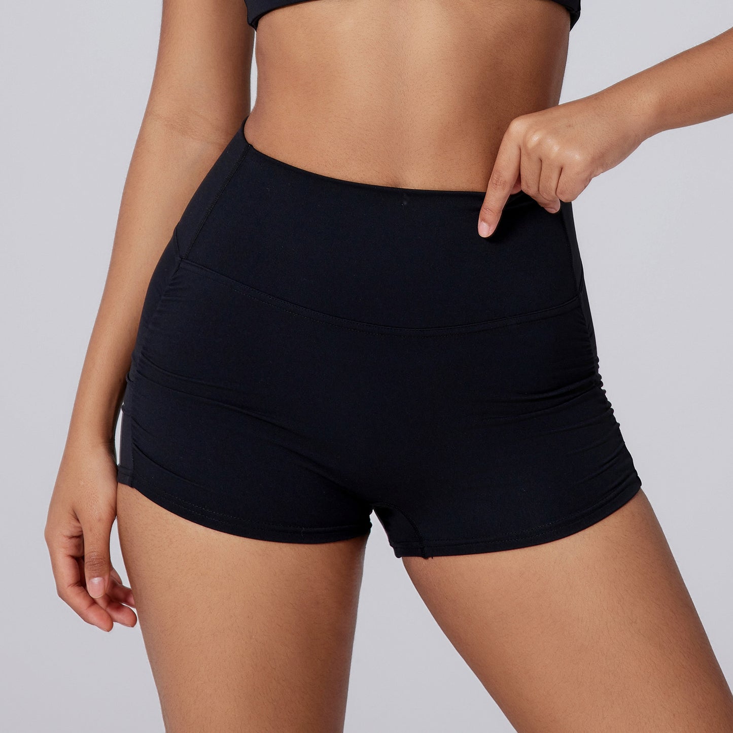 Sports Fitness Pleated Peach Hip Outer Shorts