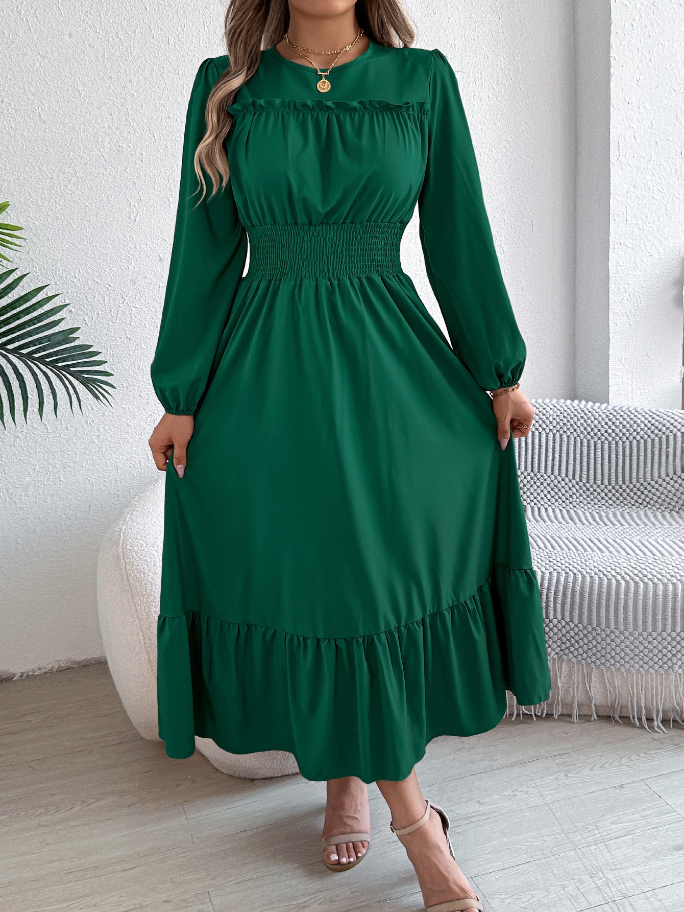 Women's Solid Colour Stringy Selvedge Cinched Pleated Long Dress