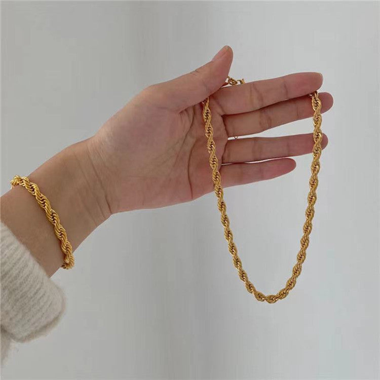 Retro Double Ins Baroque Pearl Necklace Fashion Item Women