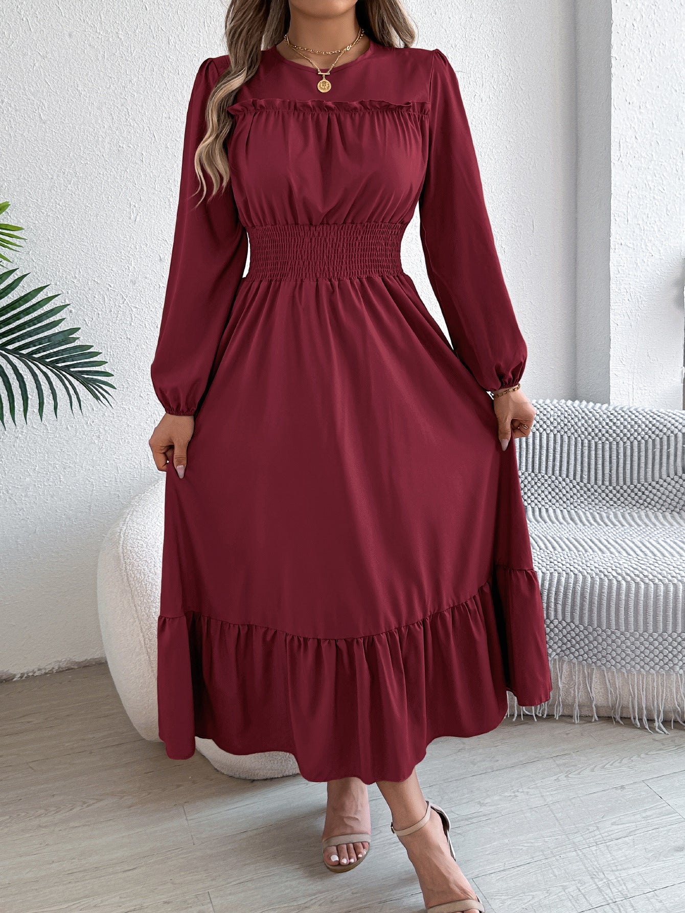 Women's Solid Colour Stringy Selvedge Cinched Pleated Long Dress