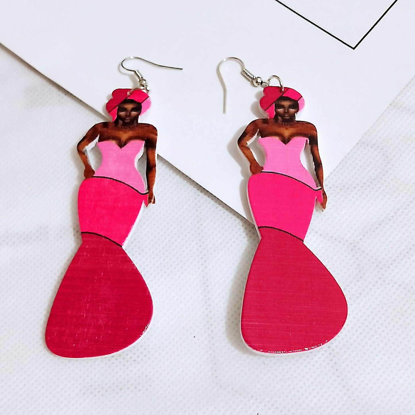 Human Head Pattern Geometric Round Wooden Earrings